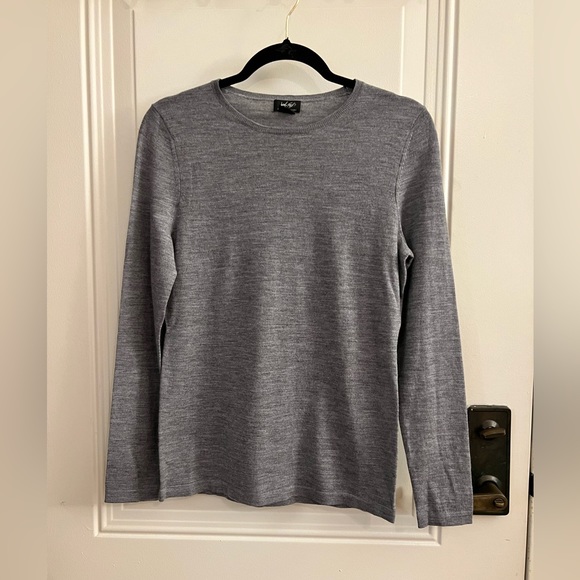 Lord and Taylor Merino Sweater - Picture 1 of 3